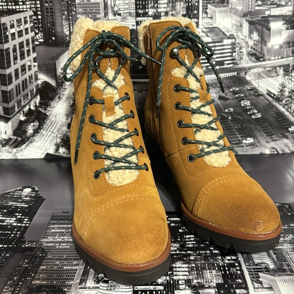 Naturalizer Womens Hiking Ankle Boots - Picture 3 of 9